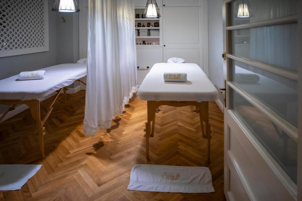 Atrium Konak Novi Sad Esterno foto